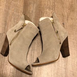 Guess booties
